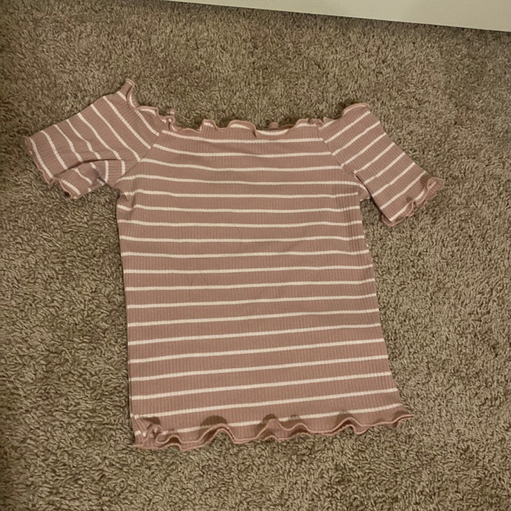 Crop Pink Off- the- shoulder Tee with stripes